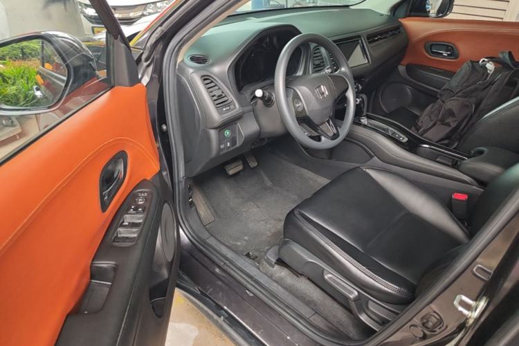 Used Honda Vezel 2015 1.5L CVT two-wheel drive Comfort trim Driver Seat