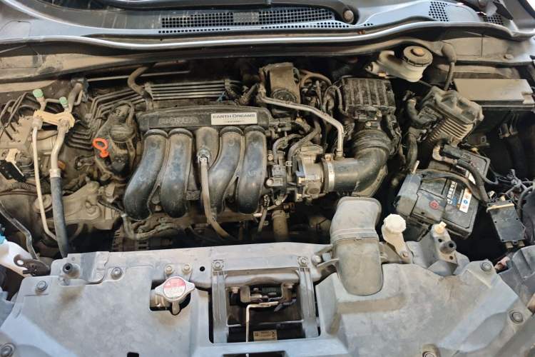 Used Honda Vezel 2015 1.5L CVT two-wheel drive Comfort trim Engine Bay