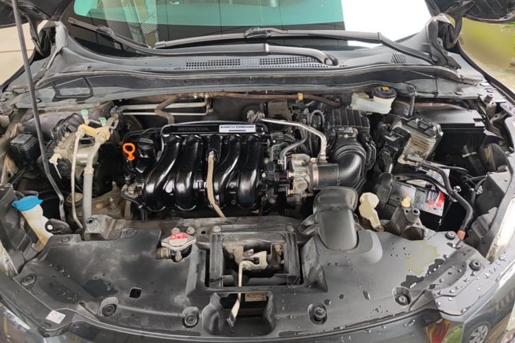 Used Honda Vezel 2015 1.5L CVT two-wheel drive Comfort trim Engine Bay