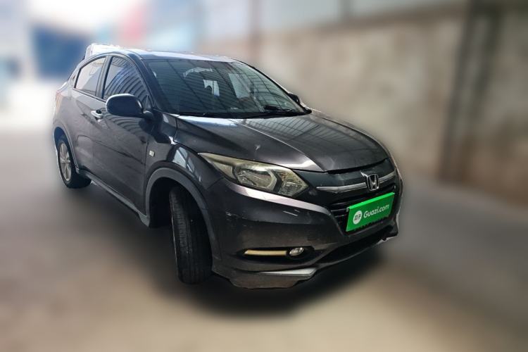 Used Honda Vezel 2015 1.5L CVT two-wheel drive Comfort trim Front Right 45 Deg