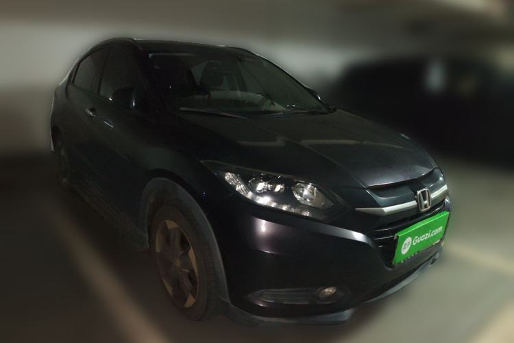 Used Honda Vezel 2015 1.8L CVT 2WD Luxury Model Front Right 45 Deg