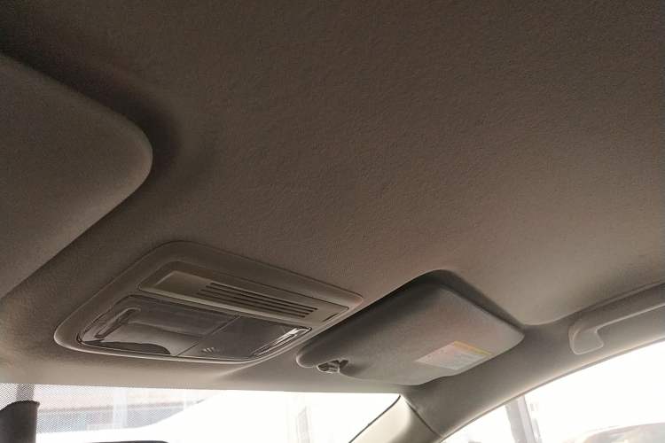 Used Honda Vezel 2015 1.5L CVT two-wheel drive Comfort trim Headliner
