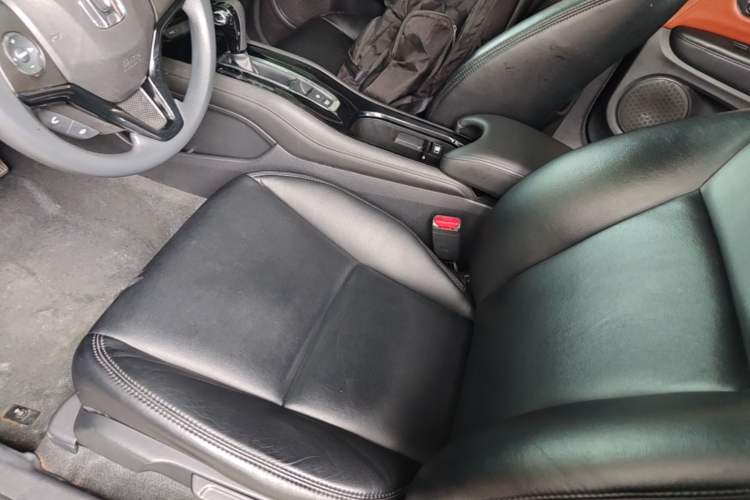 Used Honda Vezel 2015 1.5L CVT two-wheel drive Comfort trim Left Front Seat