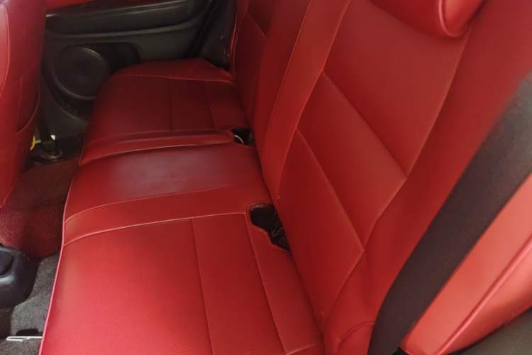 Used Honda Vezel 2015 1.5L CVT two-wheel drive Comfort trim Left Rear Seat