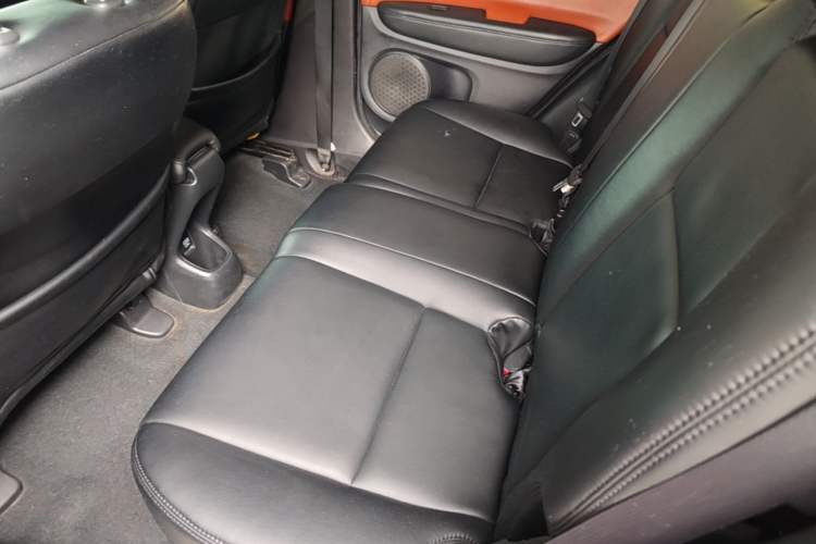 Used Honda Vezel 2015 1.5L CVT two-wheel drive Comfort trim Left Rear Seat