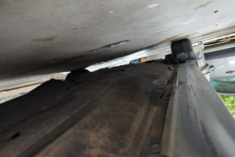 Used Honda Vezel 2015 1.5L CVT two-wheel drive Comfort trim Left Side Sill