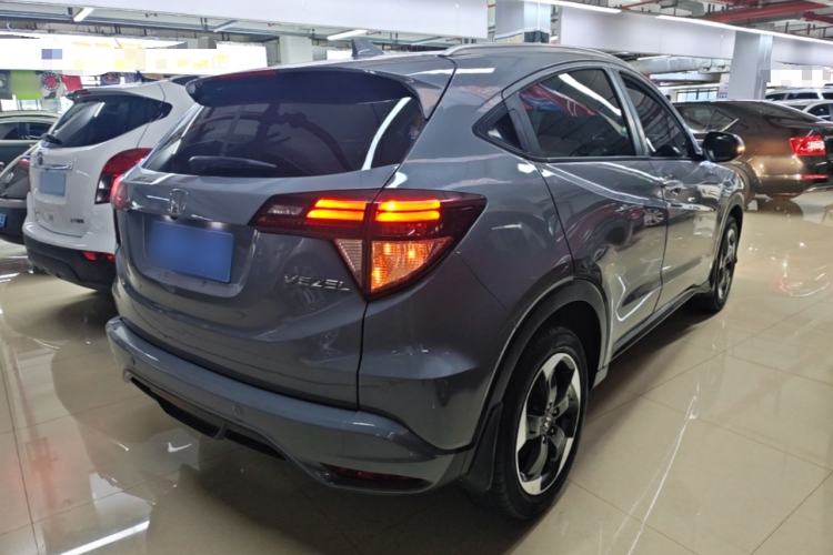 Used Honda Vezel 2015 1.8L CVT 2WD Luxury Model Rear Right 45 Deg
