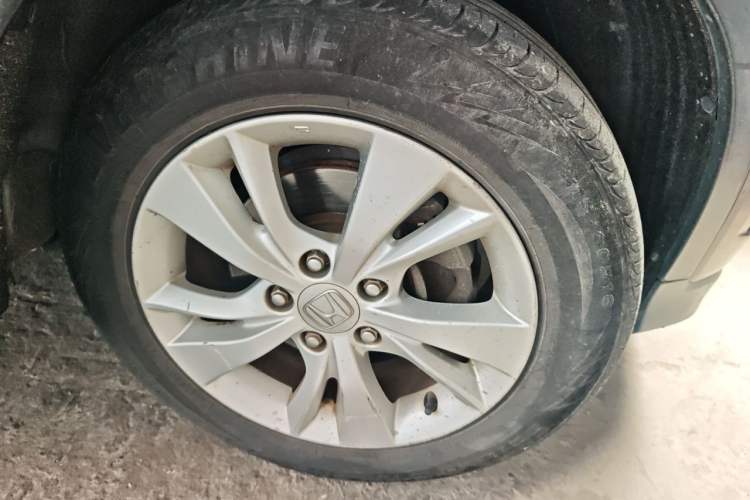 Used Honda Vezel 2015 1.5L CVT two-wheel drive Comfort trim Right Front Wheel Hub