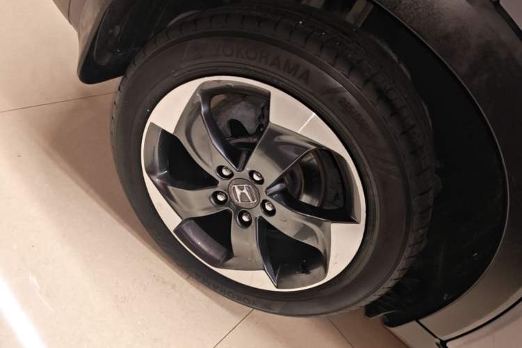 Used Honda Vezel 2015 1.8L CVT 2WD Luxury Model Right Rear Wheel Hub