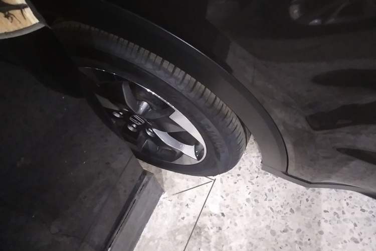 Used Honda Vezel 2015 1.8L CVT 2WD Luxury Model Right Rear Wheel Hub
