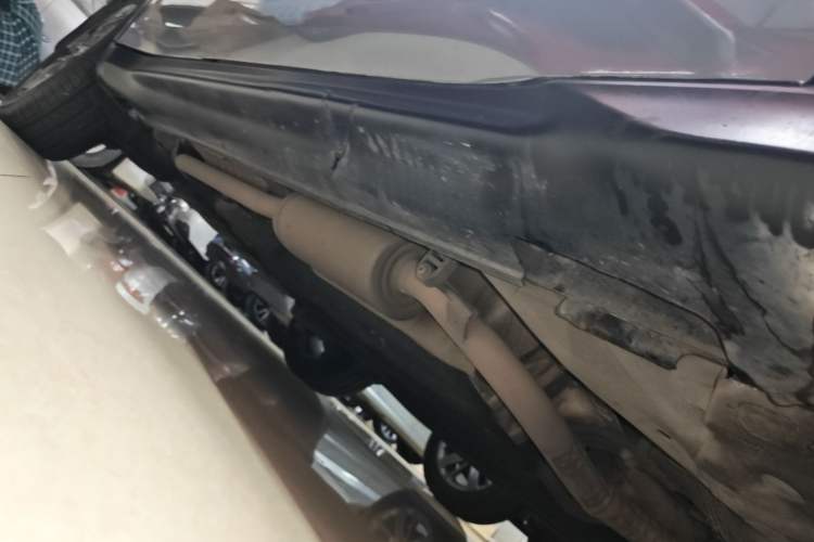 Used Honda Vezel 2015 1.8L CVT 2WD Luxury Model Right Side Sill