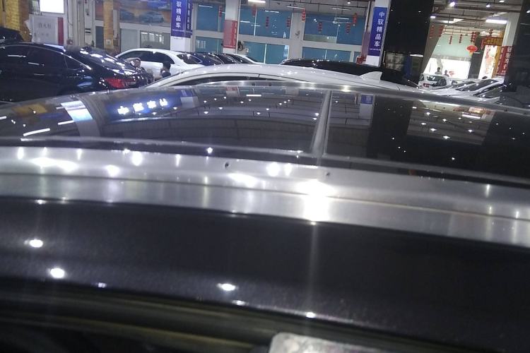 Used Honda Vezel 2015 1.8L CVT 2WD Luxury Model Roof