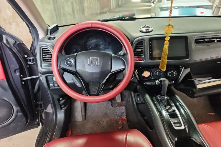 Used Honda Vezel 2015 1.5L CVT two-wheel drive Comfort trim Steering Wheel
