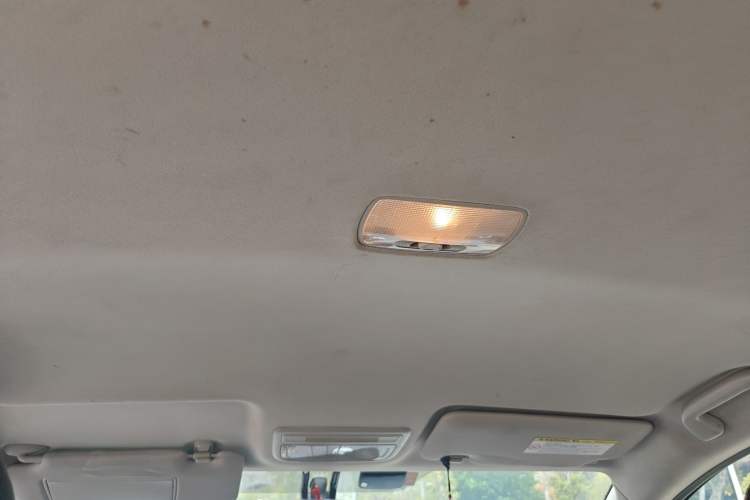 Used Honda Vezel 2015 1.5L CVT two-wheel drive Comfort trim Headliner