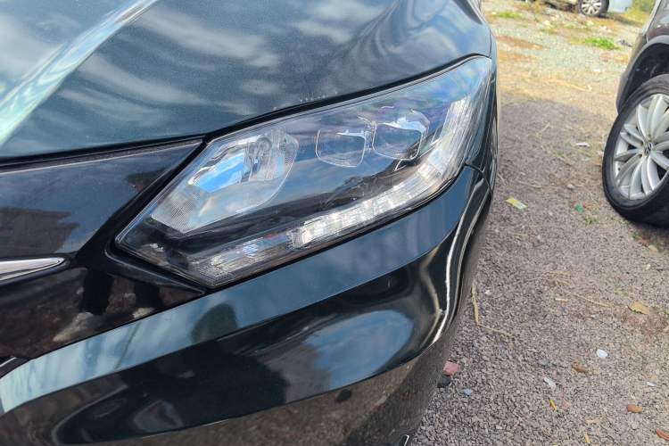 Used Honda Vezel 2015 1.8L CVT 2WD Luxury Model Left Front Headlight