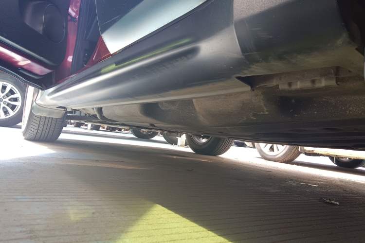 Used Honda Vezel 2015 1.8L CVT 2WD Elite Model Left Side Sill