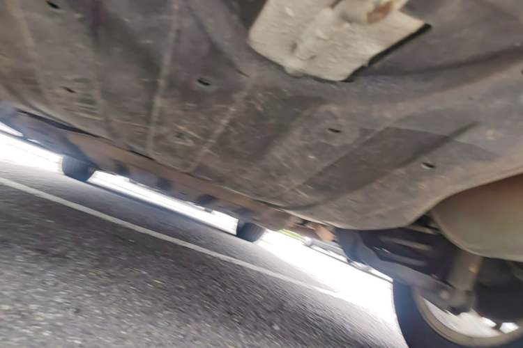 Used Honda Vezel 2015 1.5L CVT two-wheel drive Comfort trim Chassis Rear