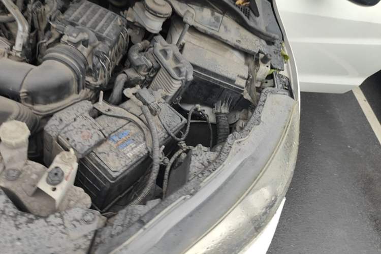 Used Honda Vezel 2015 1.5L CVT two-wheel drive Comfort trim Engine Bay Left