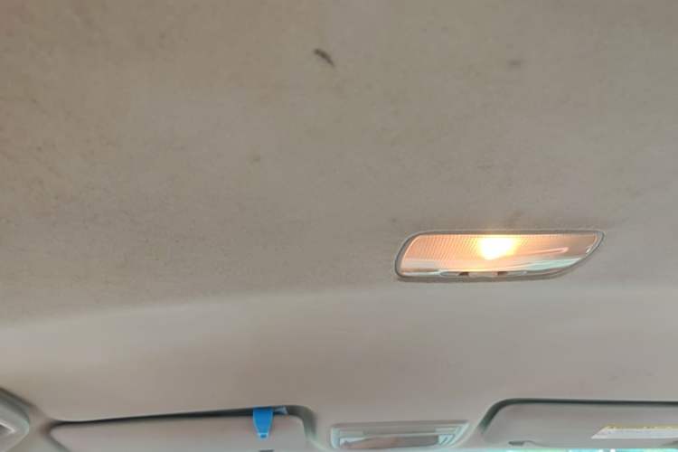 Used Honda Vezel 2015 1.5L CVT two-wheel drive Comfort trim Headliner