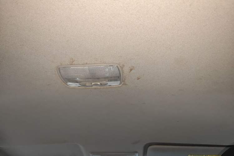 Used Honda Vezel 2015 1.5L CVT two-wheel drive Comfort trim Headliner