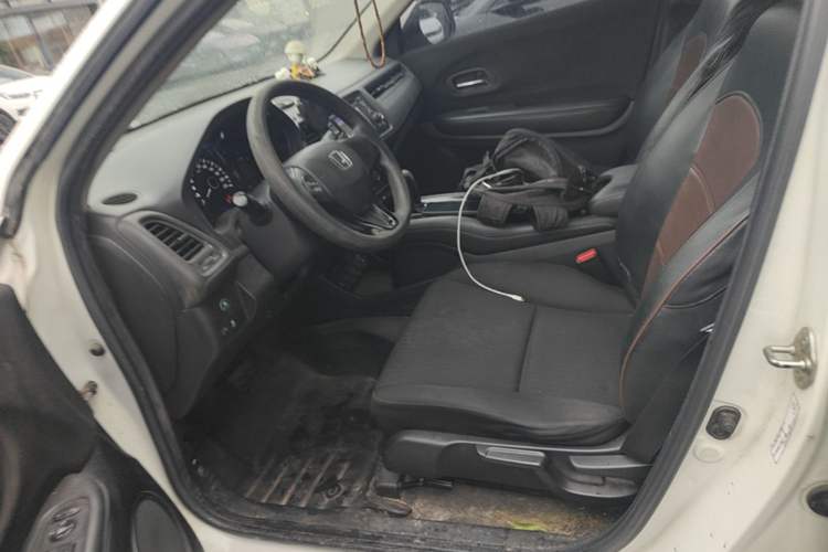 Used Honda Vezel 2015 1.5L CVT two-wheel drive Comfort trim Left Front Seat