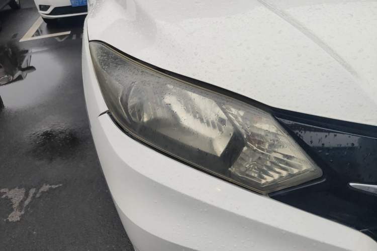 Used Honda Vezel 2015 1.5L CVT two-wheel drive Comfort trim Right Front Headlight
