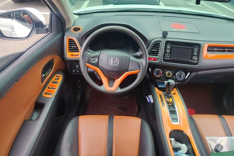 Used Honda Vezel 2015 1.5L CVT two-wheel drive Comfort trim Steering Wheel