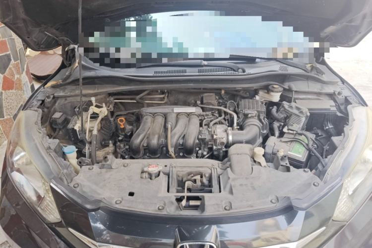 Used Honda Vezel 2015 1.5L CVT two-wheel drive Comfort trim Engine Bay