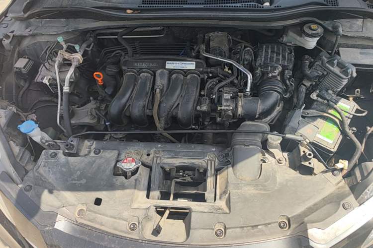 Used Honda Vezel 2015 1.5L CVT two-wheel drive Comfort trim Engine Bay