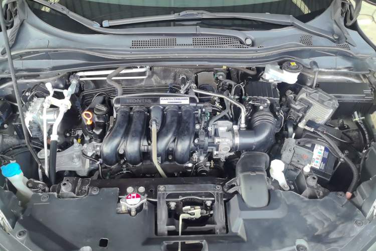 Used Honda Vezel 2015 1.5L CVT two-wheel drive Comfort trim Engine Bay