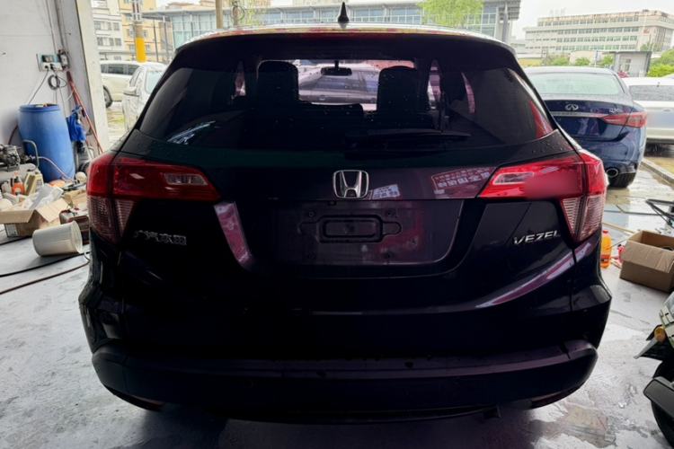 Used Honda Vezel 2015 1.5L CVT two-wheel drive Comfort trim Exterior 3