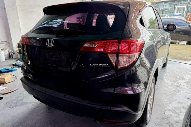 Used Honda Vezel 2015 1.5L CVT two-wheel drive Comfort trim Exterior 4