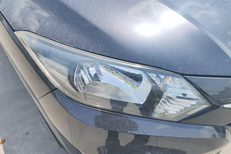 Used Honda Vezel 2015 1.5L CVT two-wheel drive Comfort trim Exterior 6
