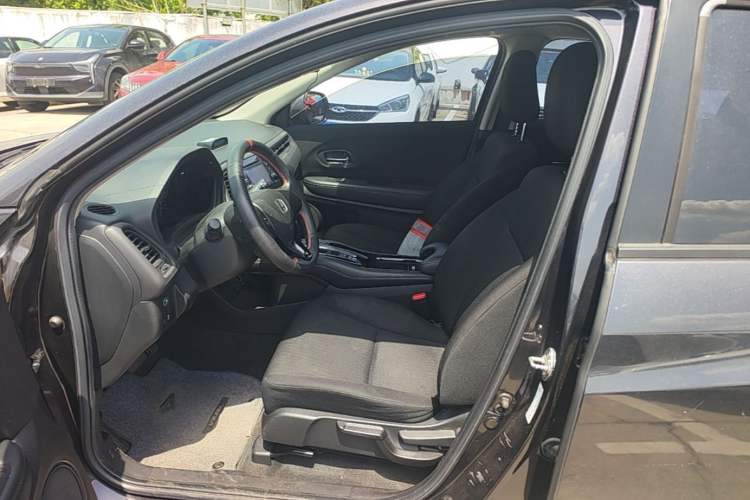 Used Honda Vezel 2015 1.5L CVT two-wheel drive Comfort trim Left Front Seat