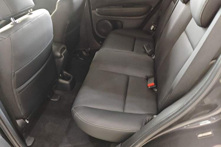 Used Honda Vezel 2015 1.5L CVT two-wheel drive Comfort trim Left Rear Seat