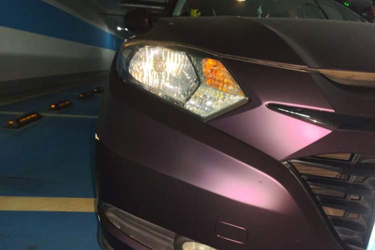 Used Honda Vezel 2015 1.5L CVT two-wheel drive Comfort trim Right Front Headlight