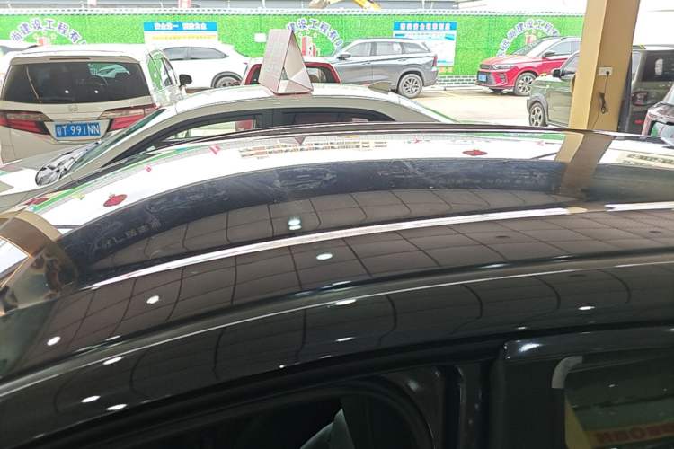 Used Honda Vezel 2015 1.5L CVT two-wheel drive Comfort trim Roof