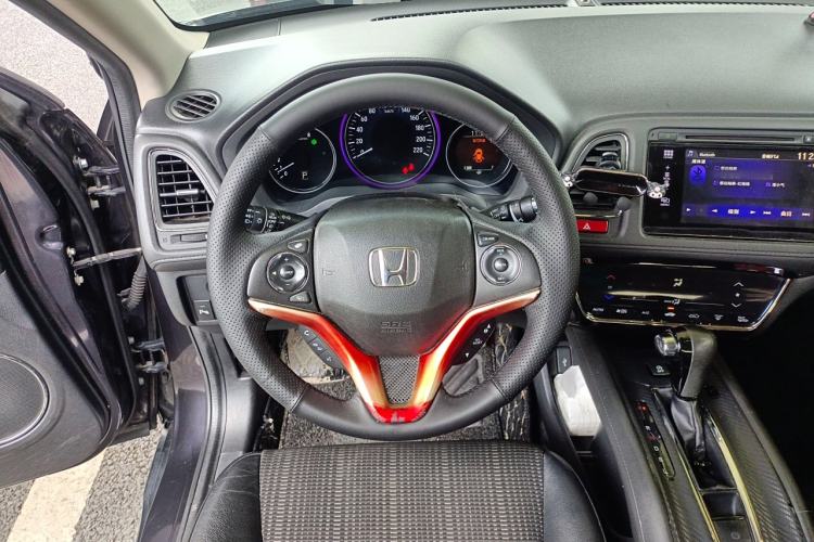 Used Honda Vezel 2015 1.8L CVT 2WD Luxury Model Steering Wheel