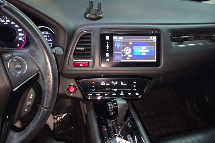 Used Honda Vezel 2015 1.8L CVT 2WD Luxury Model Audio And AC Panel