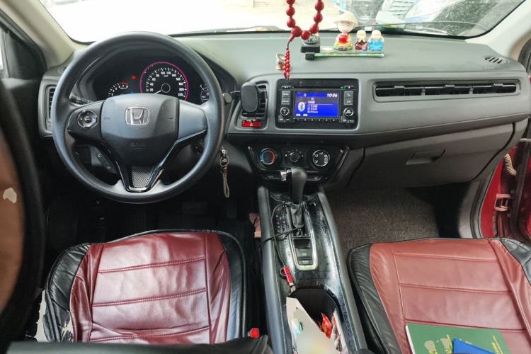 Used Honda Vezel 2015 1.5L CVT two-wheel drive Comfort trim Center Console