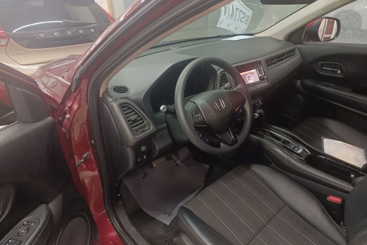 Used Honda Vezel 2015 1.8L CVT 2WD Elite Model Driver Seat
