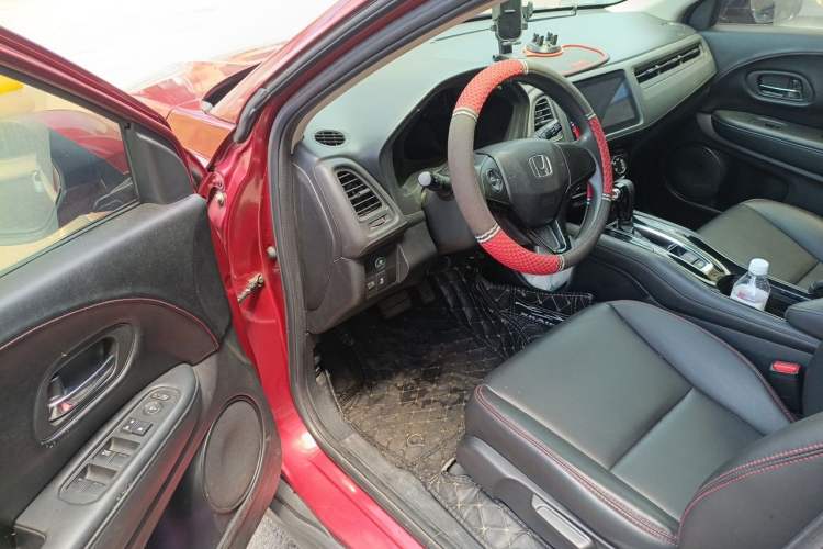 Used Honda Vezel 2015 1.5L CVT two-wheel drive Comfort trim Driver Seat