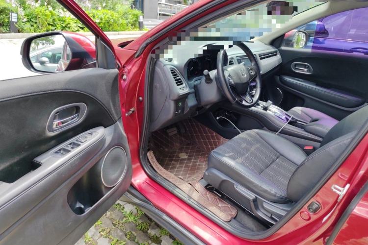 Used Honda Vezel 2015 1.8L CVT 2WD Luxury Model Driver Seat