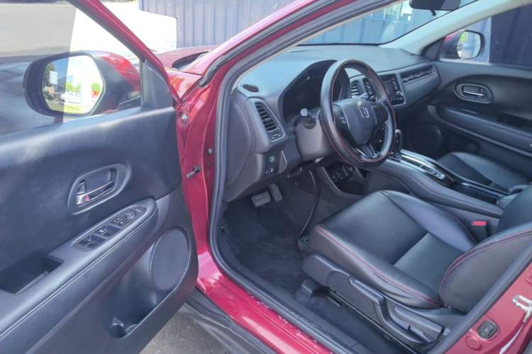 Used Honda Vezel 2015 1.5L CVT two-wheel drive Comfort trim Driver Seat
