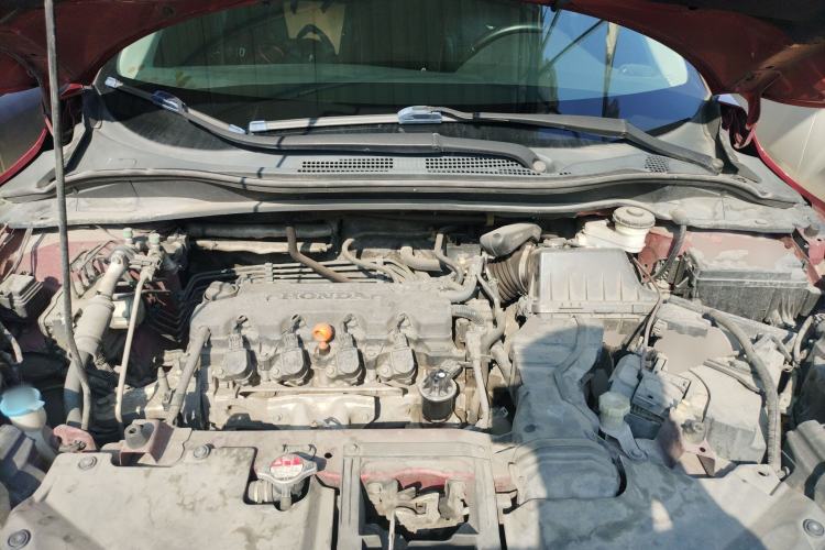 Used Honda Vezel 2015 1.8L CVT 2WD Luxury Model Engine Bay