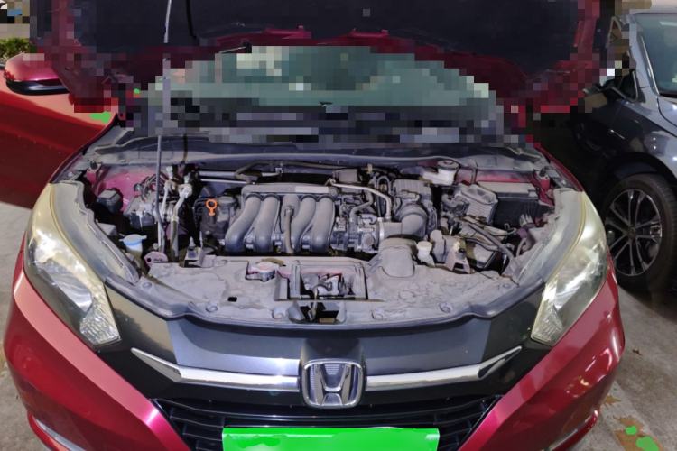 Used Honda Vezel 2015 1.5L CVT two-wheel drive Comfort trim Engine Bay