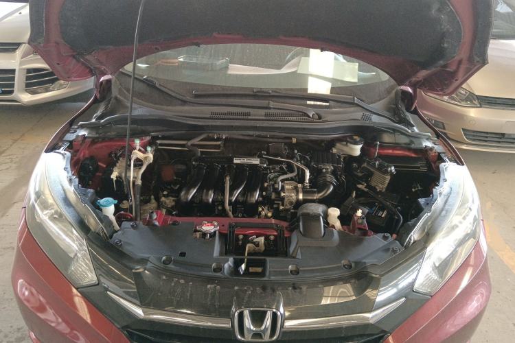 Used Honda Vezel 2015 1.5L CVT two-wheel drive Comfort trim Engine Bay