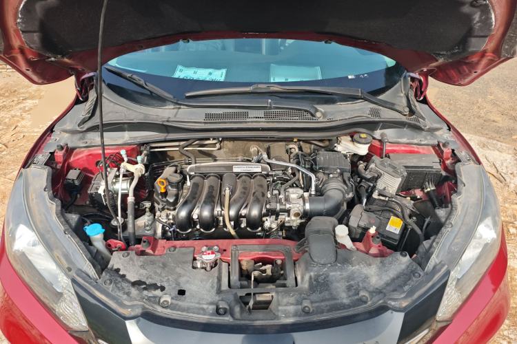 Used Honda Vezel 2015 1.5L CVT two-wheel drive Comfort trim Engine Bay