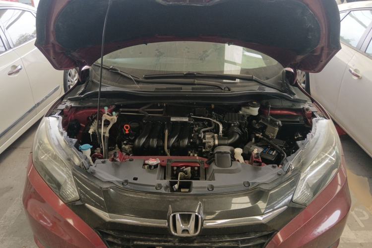 Used Honda Vezel 2015 1.5L CVT two-wheel drive Comfort trim Engine Bay