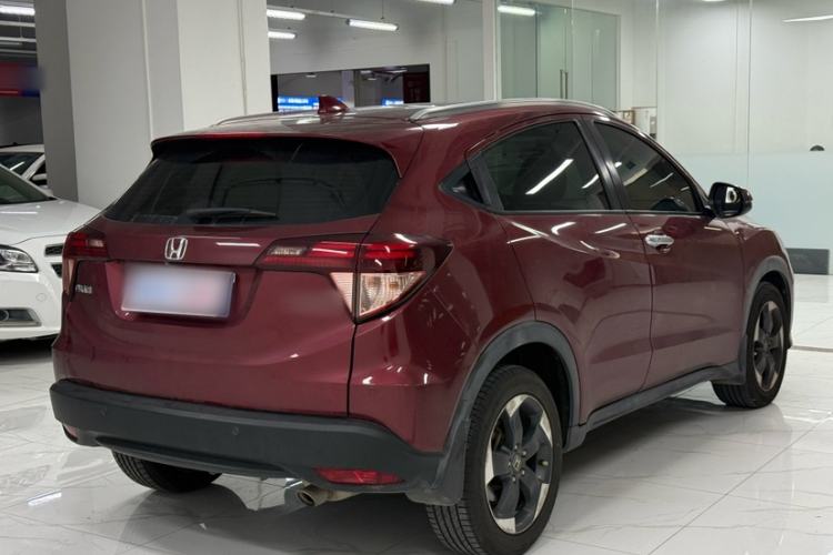 Used Honda Vezel 2015 1.8L CVT 2WD Luxury Model Exterior 1
